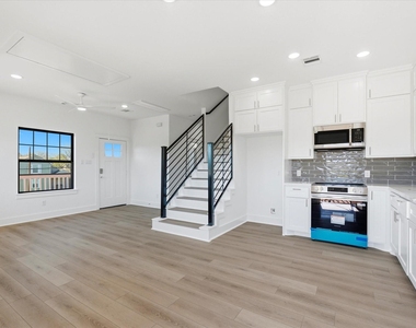 230 S Y Street - Photo Thumbnail 14