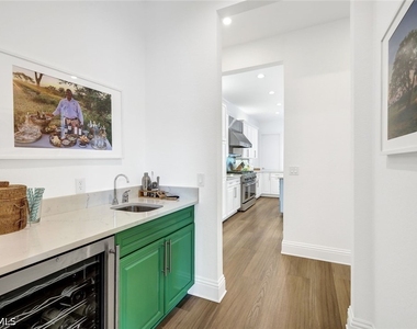 1427 Hemingway Place - Photo Thumbnail 13