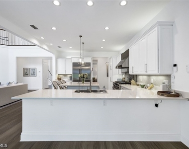 1427 Hemingway Place - Photo Thumbnail 12