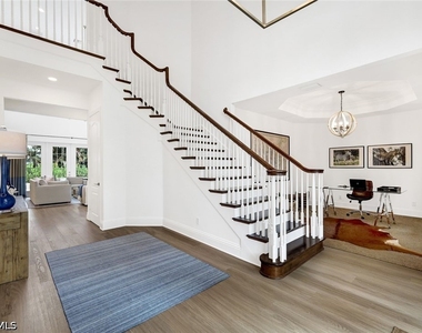 1427 Hemingway Place - Photo Thumbnail 4