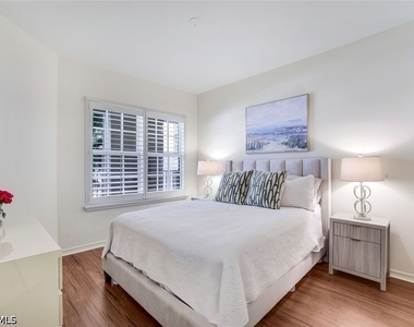9380 Gulf Shore Drive - Photo Thumbnail 12