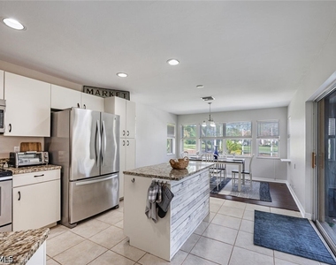 641 Saint Andrews Boulevard - Photo Thumbnail 9