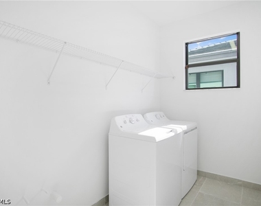 20195 Ainsley Street - Photo Thumbnail 38