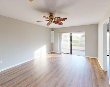 2231 E 5th Street - Photo Thumbnail 4