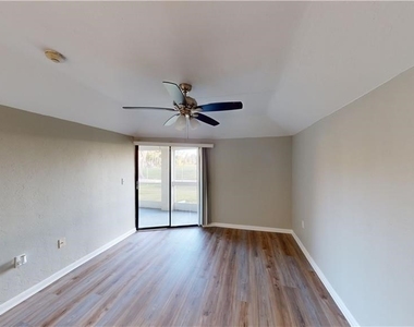 2231 E 5th Street - Photo Thumbnail 8
