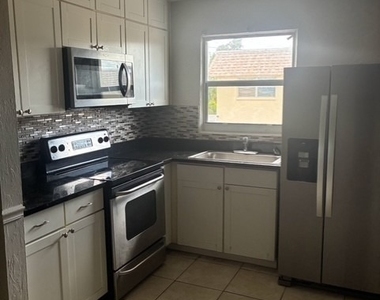 4923 Vincennes Court - Photo Thumbnail 1