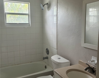 4923 Vincennes Court - Photo Thumbnail 4
