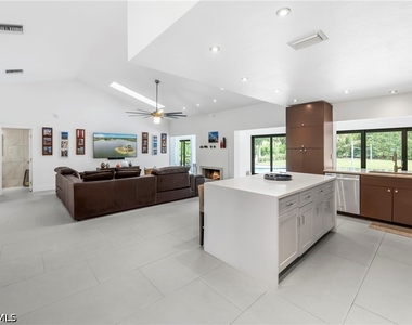 3631 1st Avenue Nw - Photo Thumbnail 9