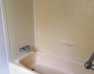 11934 Greensbrook Forest Drive - Photo Thumbnail 2