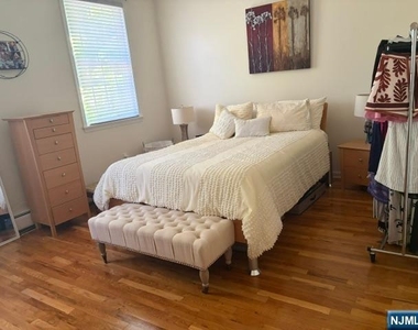 606 Orangeburgh - Photo Thumbnail 19