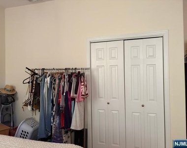 606 Orangeburgh - Photo Thumbnail 20