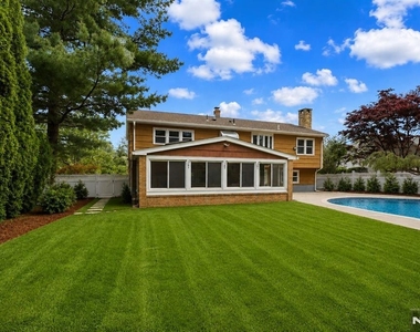 230 Orchard - Photo Thumbnail 20