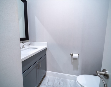 4008 Barnes Street - Photo Thumbnail 11