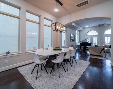 4008 Barnes Street - Photo Thumbnail 3