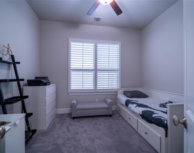 4008 Barnes Street - Photo Thumbnail 29
