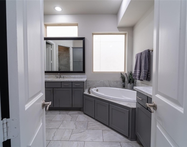 4008 Barnes Street - Photo Thumbnail 24