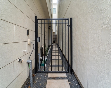 4008 Barnes Street - Photo Thumbnail 47