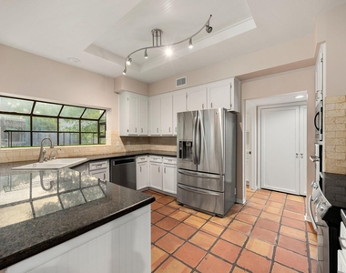 19806 Sunbridge Lane - Photo Thumbnail 7