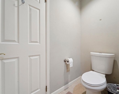 324 Brook - Photo Thumbnail 17