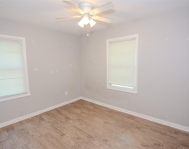 3119 Earl Street - Photo Thumbnail 9