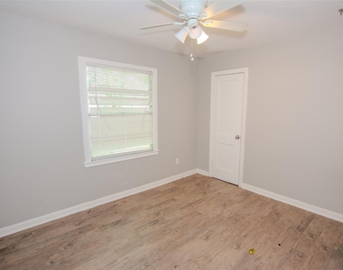 3119 Earl Street - Photo Thumbnail 11