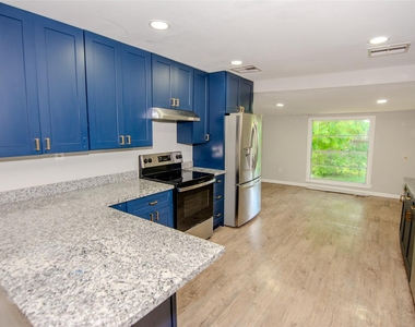 3119 Earl Street - Photo Thumbnail 11