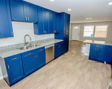 3119 Earl Street - Photo Thumbnail 10