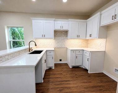 4196 Sam Houston - Photo Thumbnail 2
