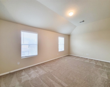 19338 Harvest Stream Way - Photo Thumbnail 33