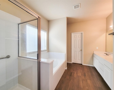 19338 Harvest Stream Way - Photo Thumbnail 25
