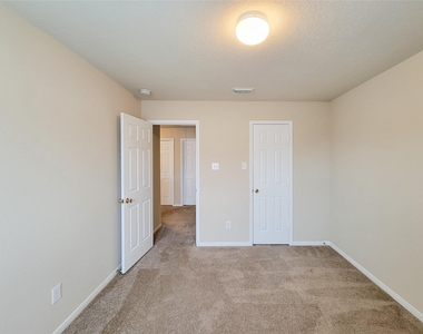 19338 Harvest Stream Way - Photo Thumbnail 37