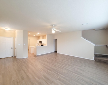 19338 Harvest Stream Way - Photo Thumbnail 7