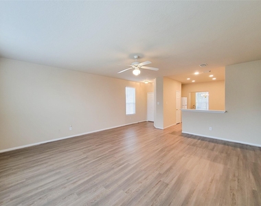 19338 Harvest Stream Way - Photo Thumbnail 9