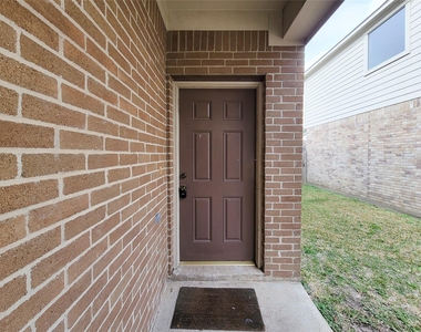 19338 Harvest Stream Way - Photo Thumbnail 4