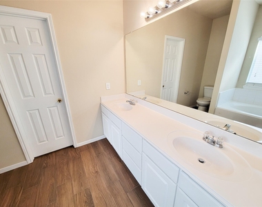 19338 Harvest Stream Way - Photo Thumbnail 28