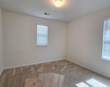20915 Westgreen Springs Drive - Photo Thumbnail 21