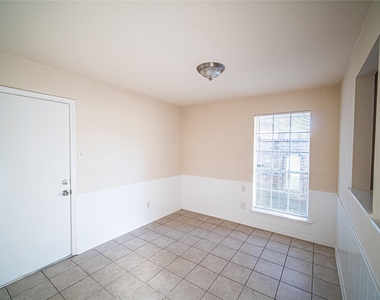 1327 Diplomat Way - Photo Thumbnail 7