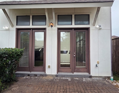 5321 Inker Street - Photo Thumbnail 3