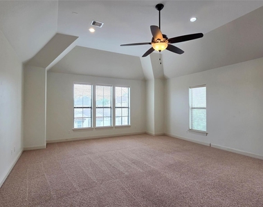5321 Inker Street - Photo Thumbnail 17