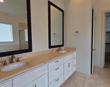 5321 Inker Street - Photo Thumbnail 15