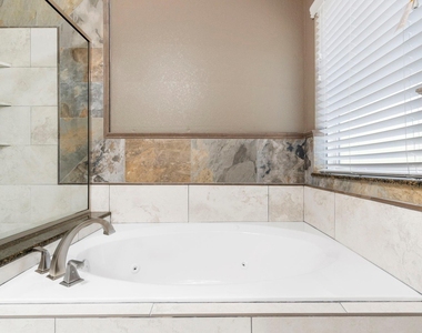 19 Shimmer Pond Place - Photo Thumbnail 25