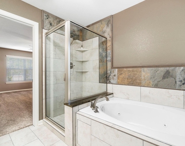 19 Shimmer Pond Place - Photo Thumbnail 24