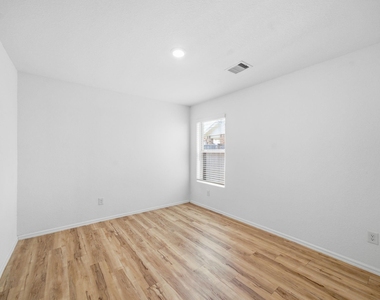 26726 Wilderye Cove Lane - Photo Thumbnail 10