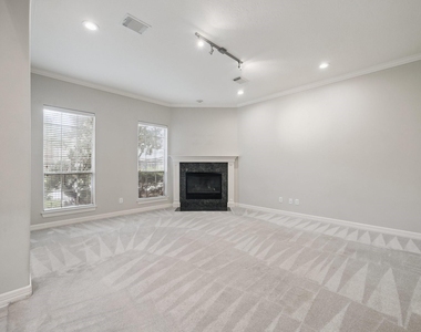 13507 Brookbluff Lane - Photo Thumbnail 5