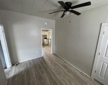 501 14th Street - Photo Thumbnail 15