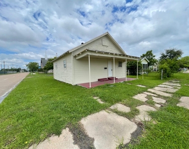 501 14th Street - Photo Thumbnail 1