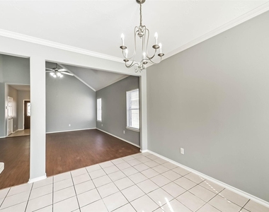 8726 Old Maple Lane - Photo Thumbnail 15