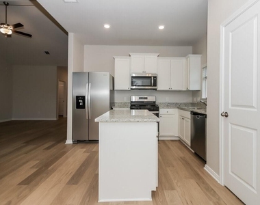 428 San Miguel Creek Drive - Photo Thumbnail 5