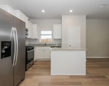 428 San Miguel Creek Drive - Photo Thumbnail 4