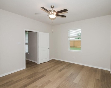428 San Miguel Creek Drive - Photo Thumbnail 6
